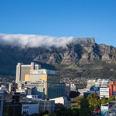 Luxurious Loft With Amazing View Of Table Mountain Lejlighed Kapstaden Eksteriør billede